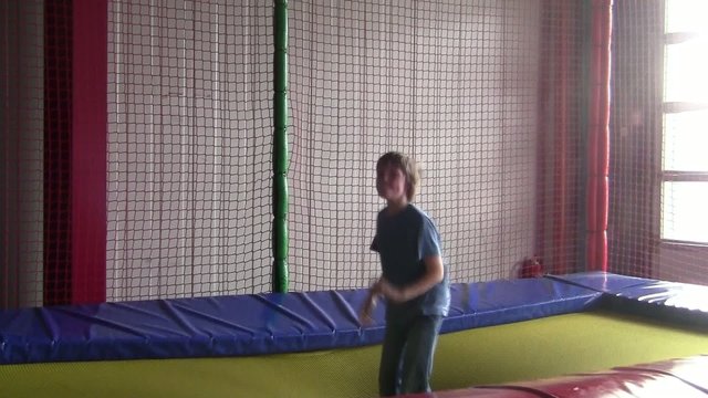 Trampolin