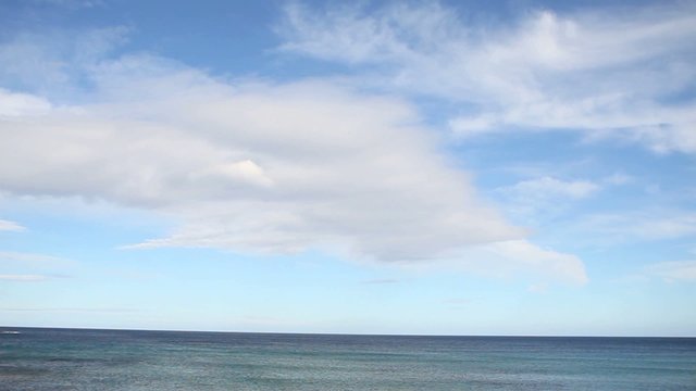 Nubes y mar