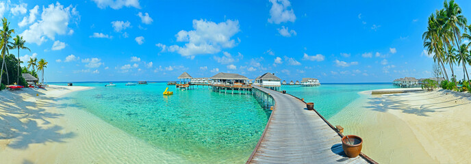 Maldives island panorama - 31946710