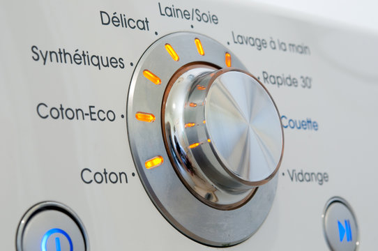machine à laver Stock Photo | Adobe Stock