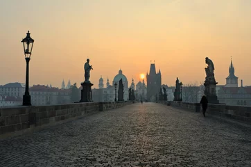 Fototapeten Sonnenaufgang in Prag, Blick von der Karlsbrücke © VitalyTitov