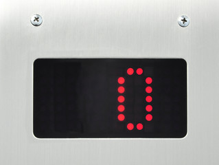 monitor show number 0 in elevator