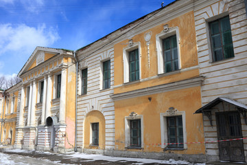 Fototapeta na wymiar Royal palace in Tver
