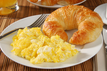 Scrambled egg breakfast