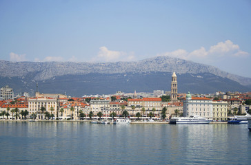 Fototapeta na wymiar Widok z miasta Split z morza