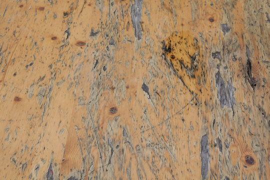 legno colorato e rovinato