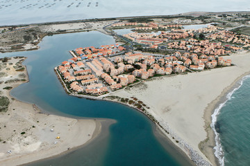 Vue a&eacute;rienne de Port Leucate (11370)