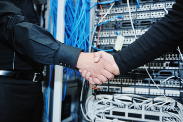 it engineer in network server room