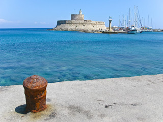Porto storico di Rodi in Grecia