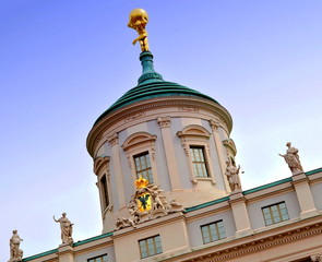 Potsdam - Atlas-Statue