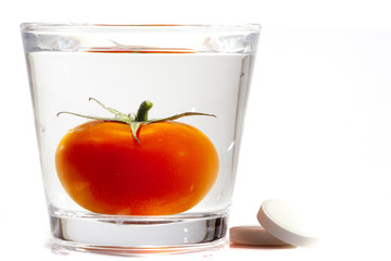 GEN ÄTHISCH VERÄNDERT © Herby Meseritsch