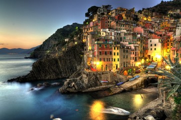 Sunset at Riomaggiore, 5 Terre (HDR) - obrazy, fototapety, plakaty