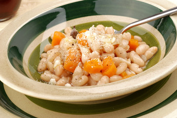 MINESTRA DI  FAGIOLI