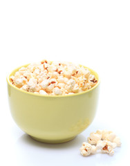 Fototapeta na wymiar Popcorn in bowl