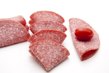 Salami geschnitten