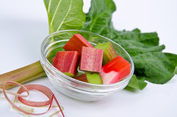 RhabarberGeschnittenImSchälchen