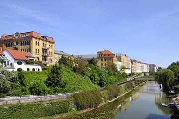 Fototapeta na wymiar Leipzig Plagwitz - Idylla na kanale