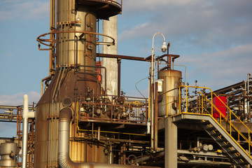 日本の石油製油所