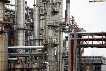 日本の石油製油所