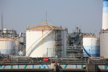 日本の石油精油所