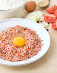 Minced meat.