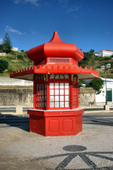 Red kiosk in Foz do Arelho