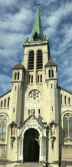 Fototapeta na wymiar Notre Dame w Aix-les-Bains