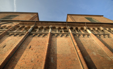 Ferrara cathedral side