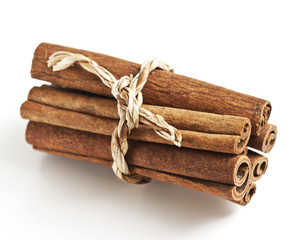 Cinnamon sticks studio isolated on white background