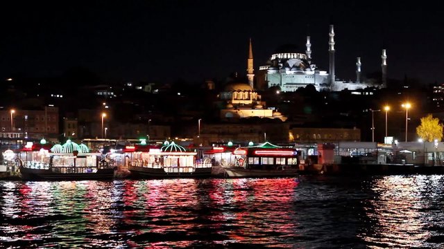 istanbul view from eminonu at night 2