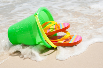 wave and bucket