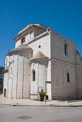 Fototapeta na wymiar Basilica del Santo Sepolcro. Barletta. Apulia.