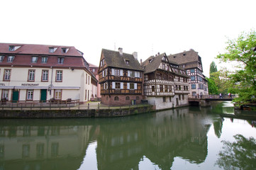 Fototapeta na wymiar Petite France - Strasburg - Alzacja - Francja