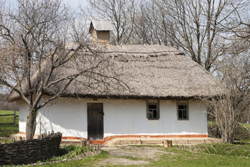 Fototapeta na wymiar Rural uninhabited Ukrainian house