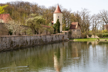 Fototapeta premium Dinkelsbuehl – Franken, Teil der Stadtmauer