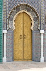 Palasttür in Fez, Marokko © Rossillicon Photos