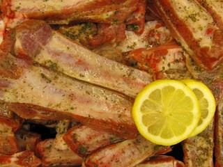 Marinated ribs, costillas aliñadas.