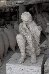 Cast of Pompei victim