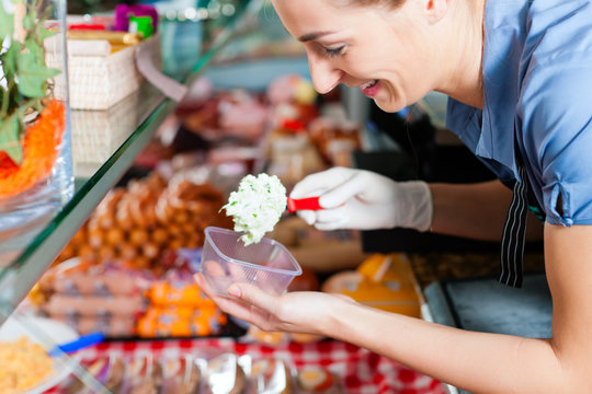 Arbeiten in einer Metzgerei oder Fleischerei