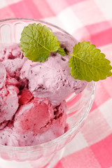 berry ice cream