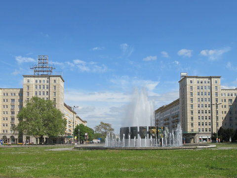 berlin strausberger platz