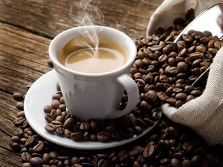 hete koffie - dampende koffie