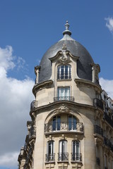 Fototapeta na wymiar Immeuble du quartier du Luxembourg à Paris