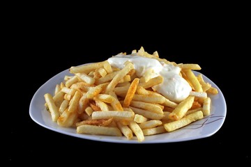 Pommes mit Mayo