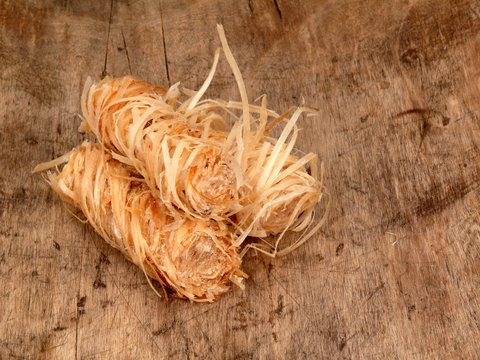 Holzkohleanzünder Images – Browse 8 Stock Photos, Vectors, and Video