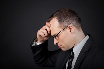 gesch&auml;ftsmann gr&uuml;belt