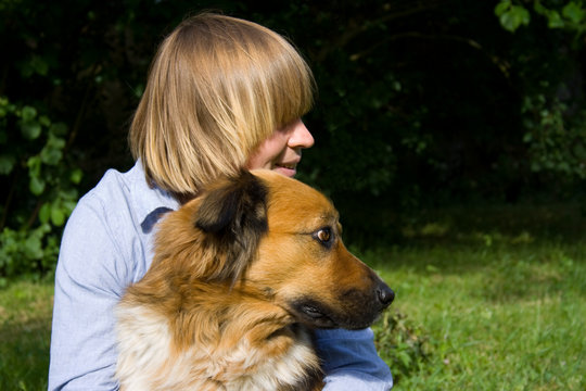 Frau und Hund