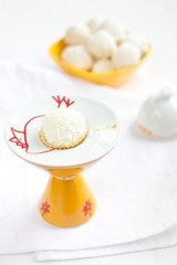 Coconut balls