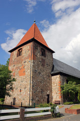 Fototapeta premium St. Georg-Kirche in Sottrum (Niedersachsen)