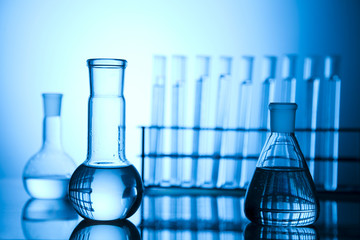 Chemical laboratory glassware equipment
